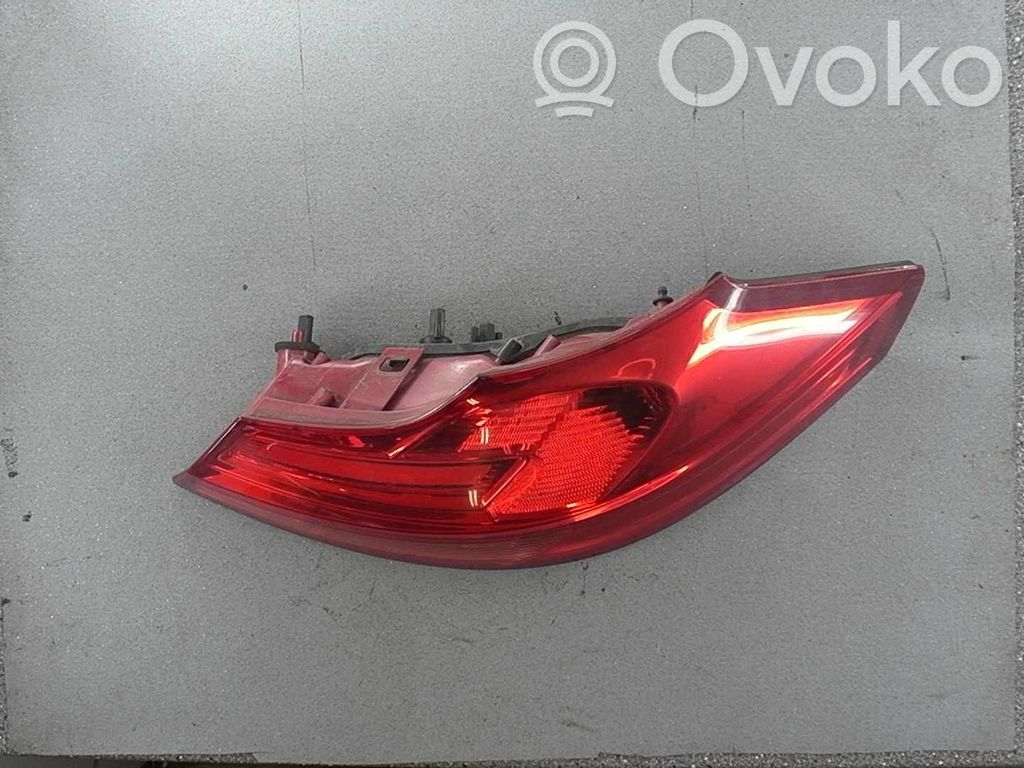 Opel Insignia A Takavalon polttimo 