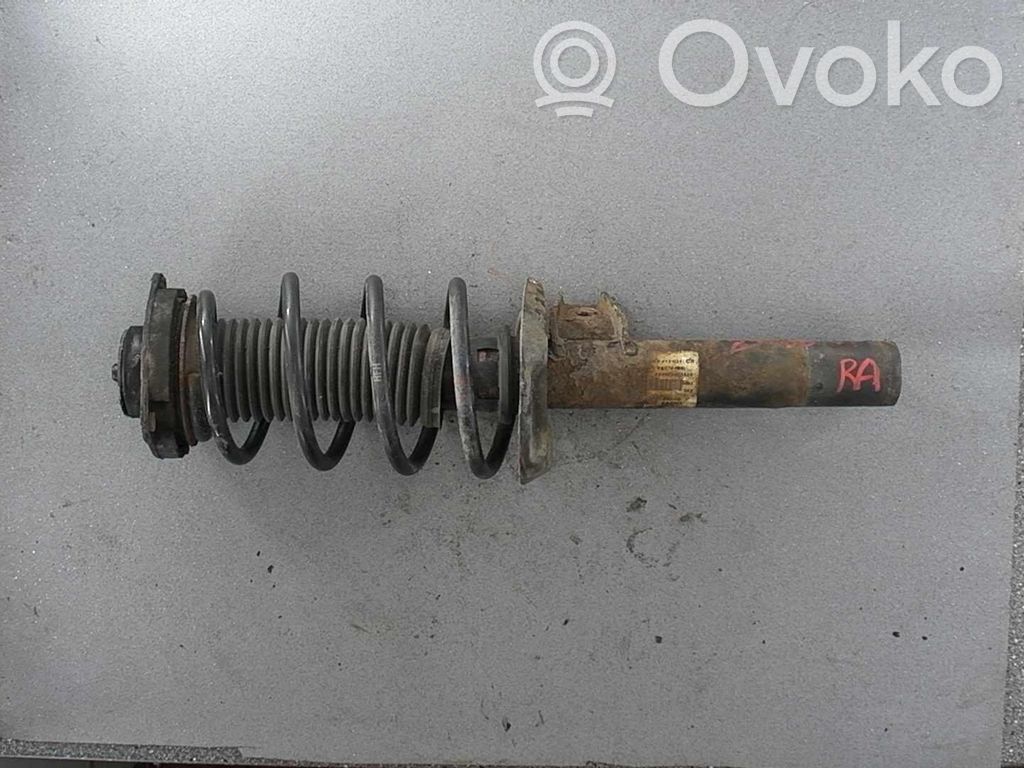 Volkswagen Golf VI Amortyzator osi przedniej ze sprężyną 