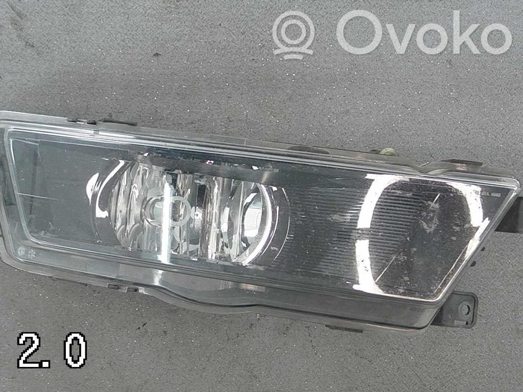 Skoda Rapid (NH) Miglas lukturis priekšā 
