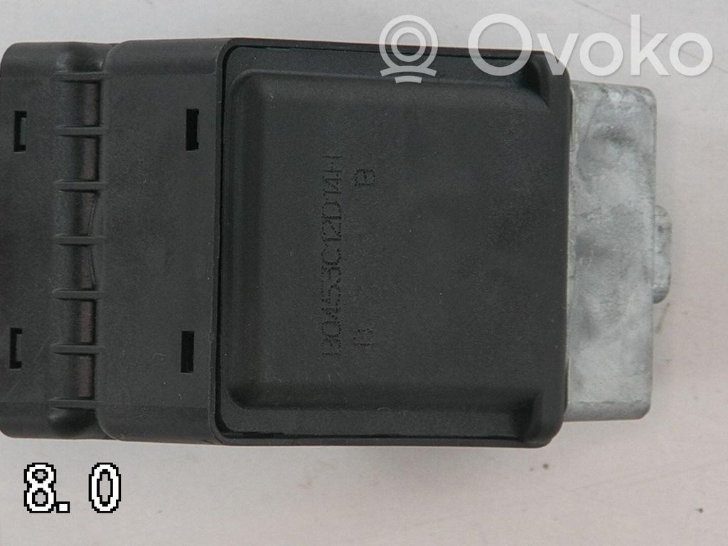 Renault Clio IV Užvedimo spynelė 