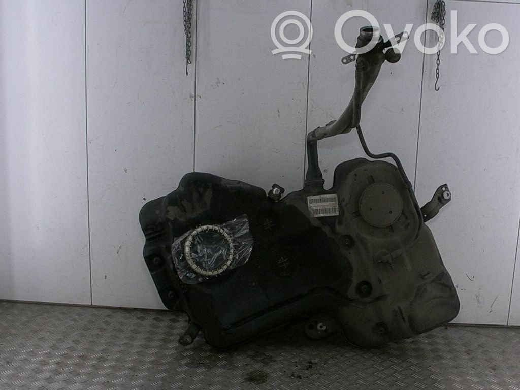Audi A4 S4 B8 8K Rezervor combustibil 