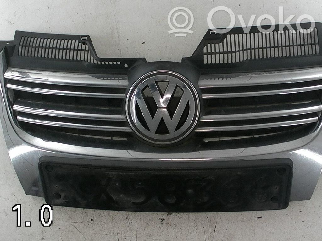 Volkswagen Jetta V Etusäleikkö 
