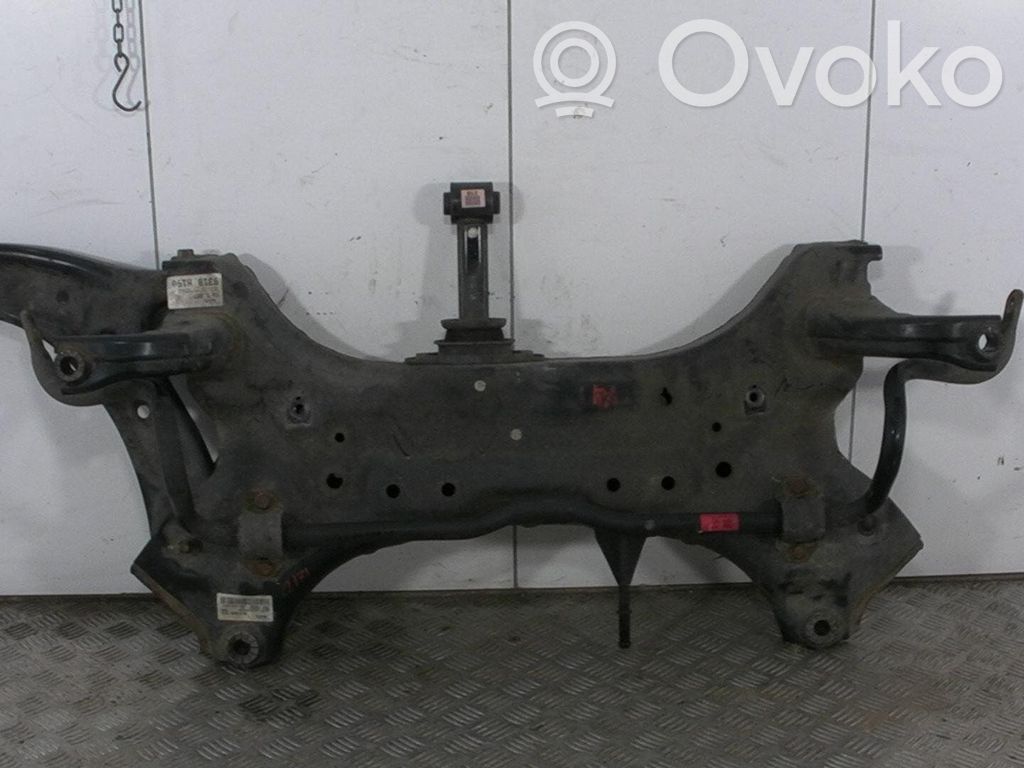 KIA Rio Priekinis traversas 