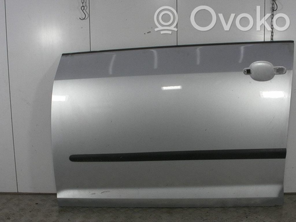 Priekinės durys   5M0831105E