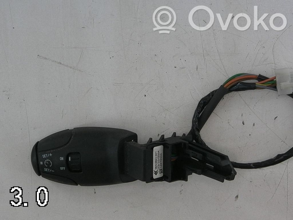 Peugeot 407 Cruise control switch 