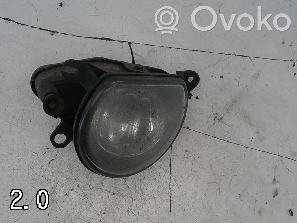 Etusumuvalo   8P0941699A