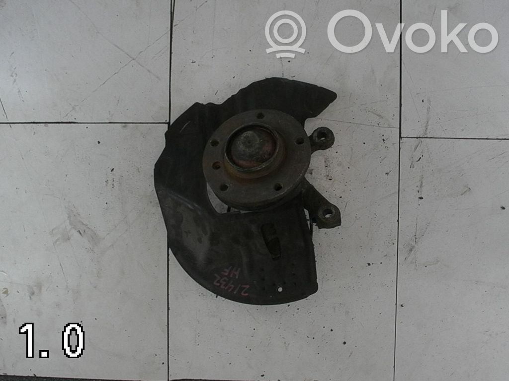 Achsschenkel vorne   31211096430