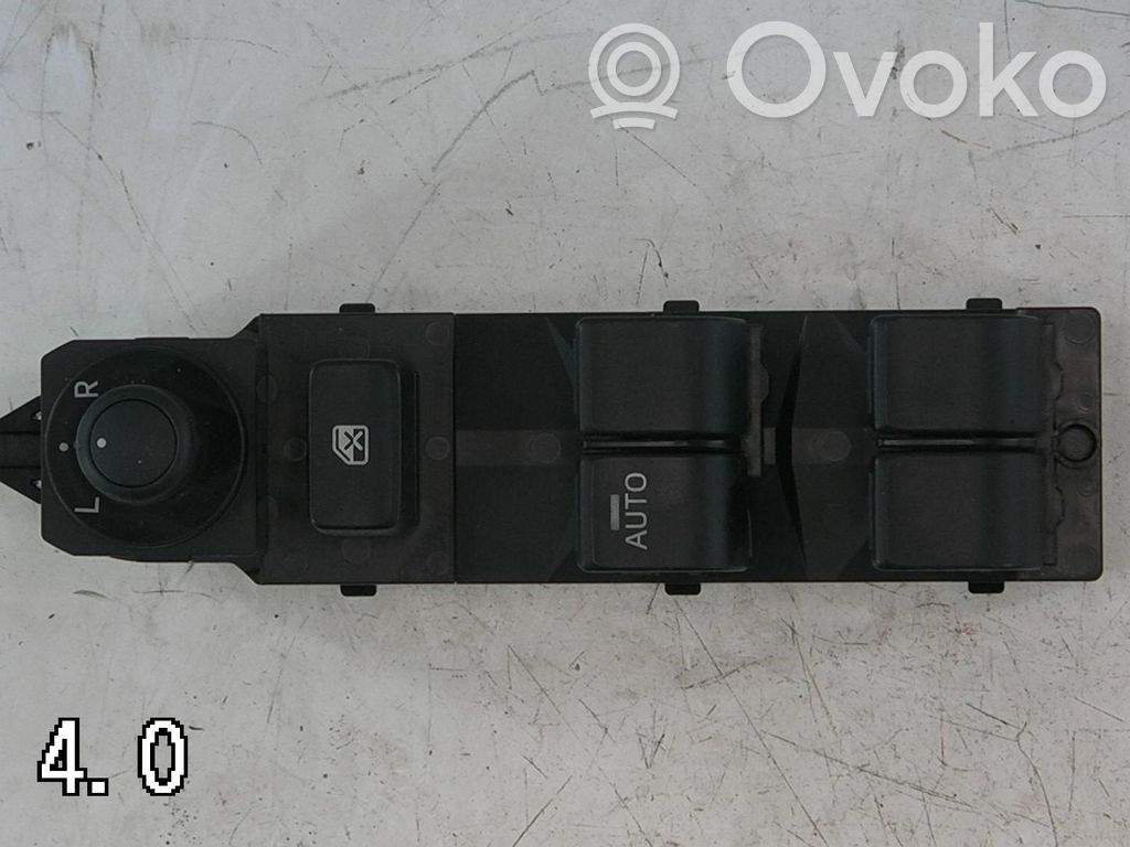 Mazda 2 Electric window control switch 