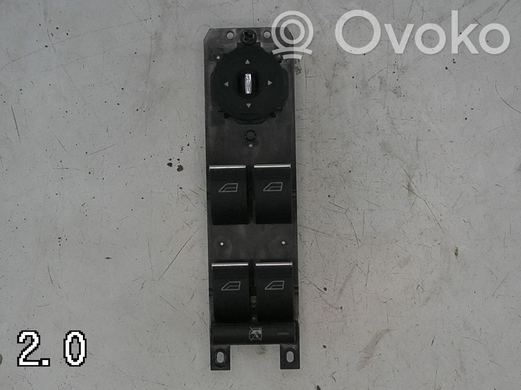Ford Focus Electric window control switch 