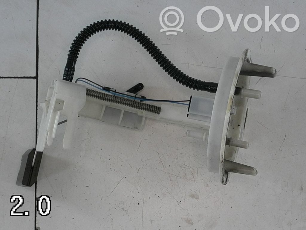 Mercedes-Benz C W204 Sensor de nivel de combustible 