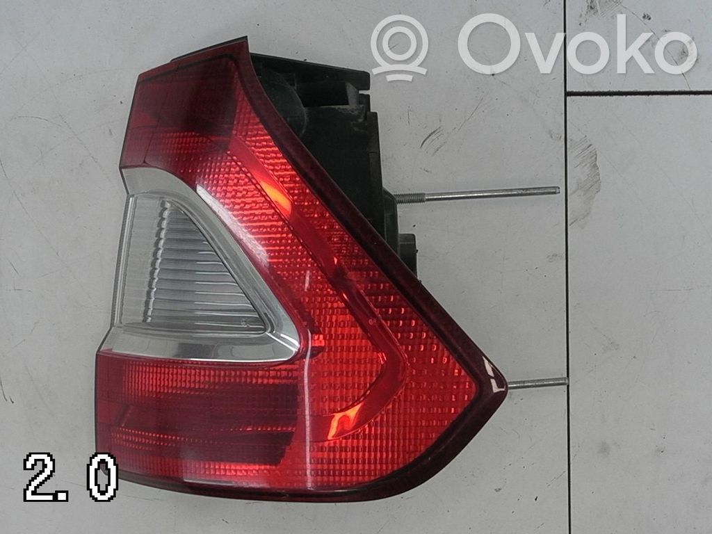 Ford Galaxy Takavalon polttimo 