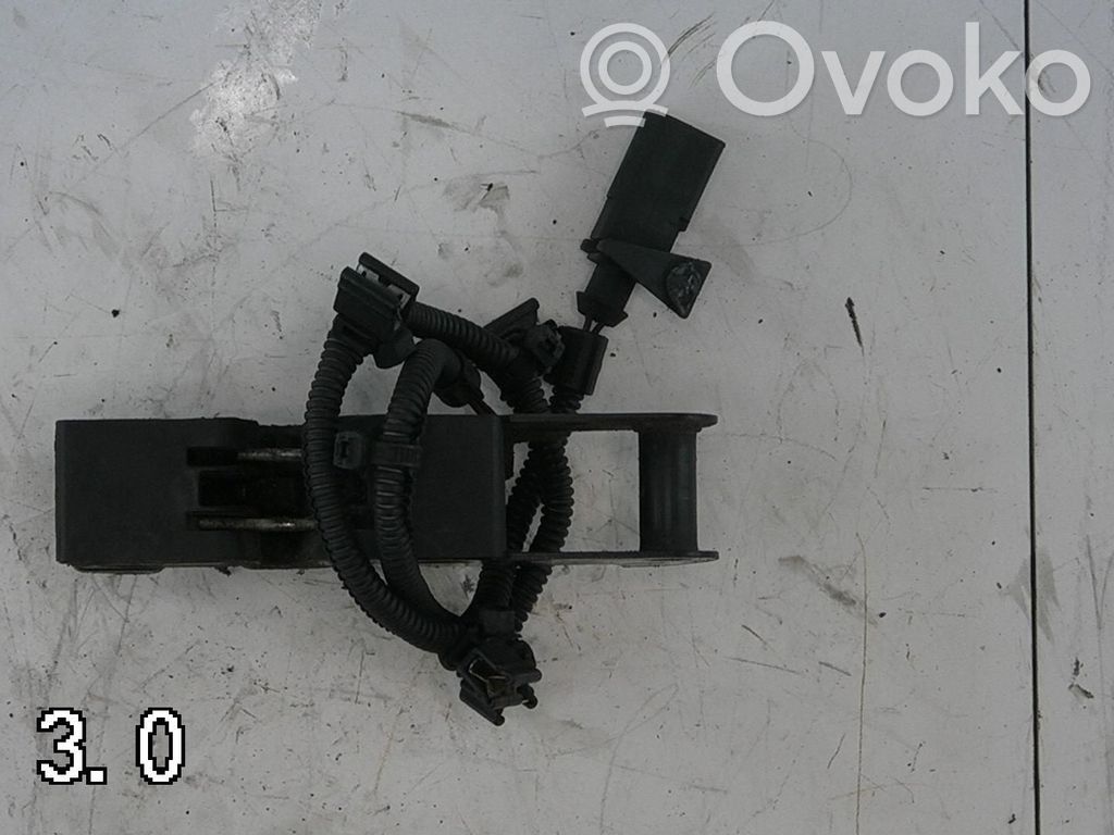 Serrure de capot   1Z0823509F