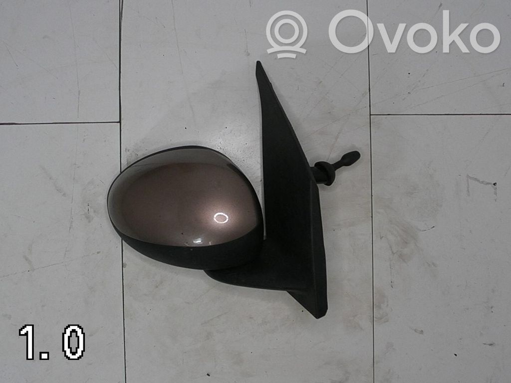 Peugeot 107 Parte dello specchietto retrovisore della portiera anteriore 