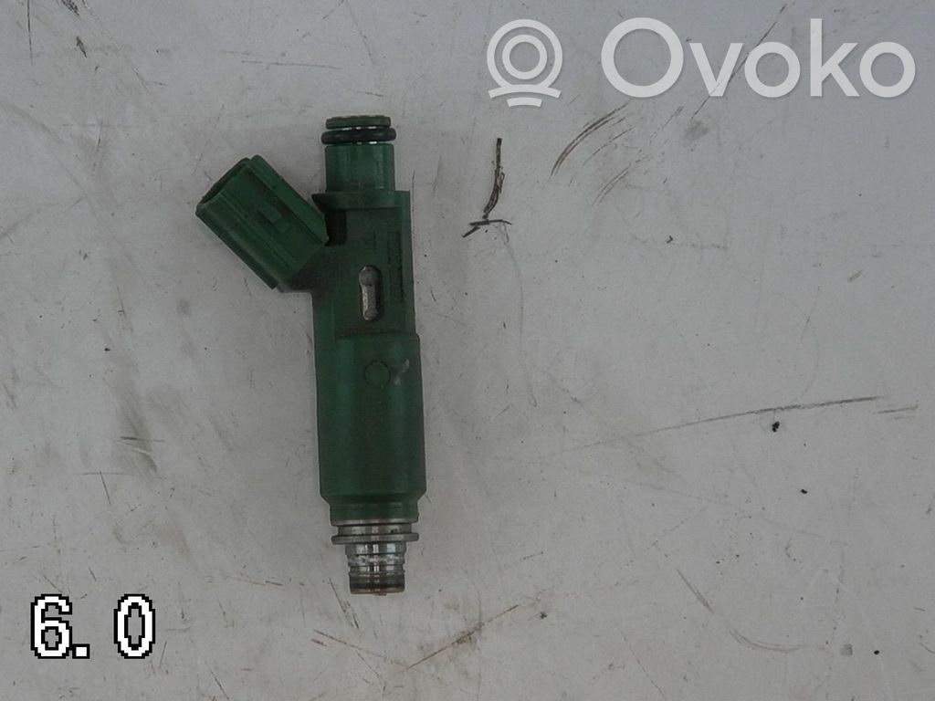 Inyector de combustible   2325022040