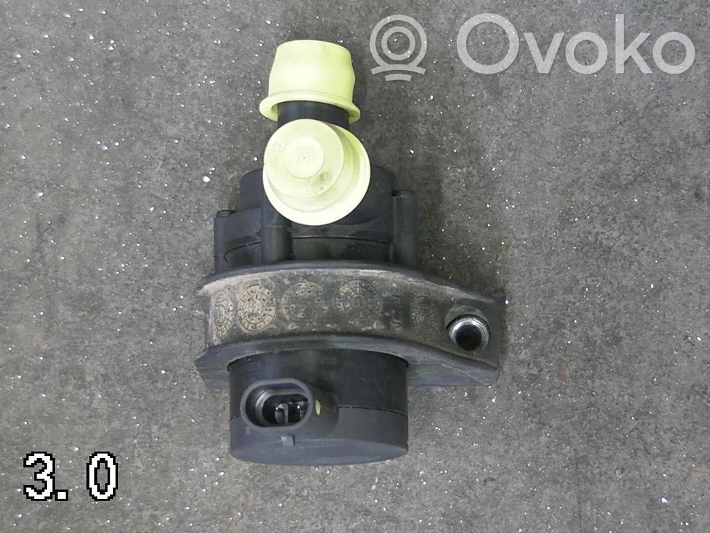 Ford Transit -  Tourneo Connect Pompe à eau de liquide de refroidissement 