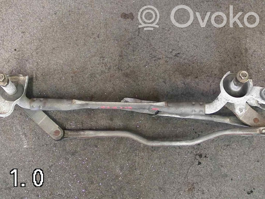 Mazda 5 Front wiper linkage 