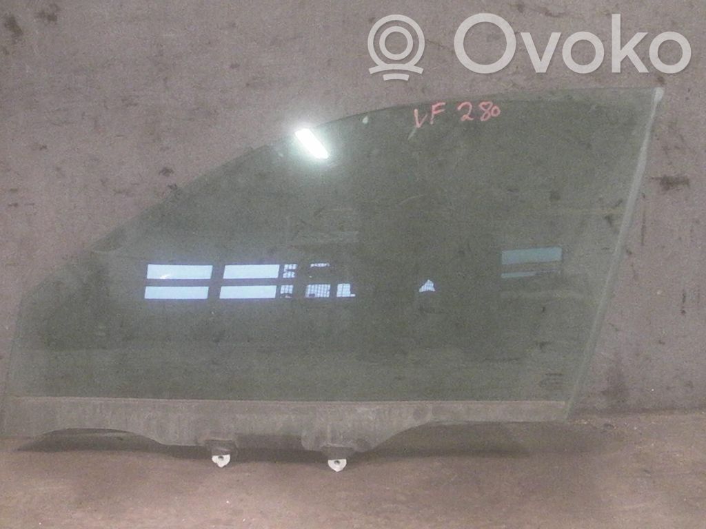 Toyota Avensis T220 Front door glass trim molding 