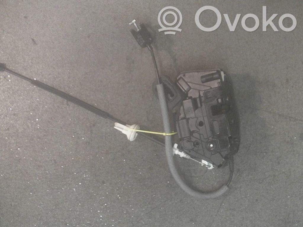 Volkswagen Golf VI Keskuslukituksen moottori 