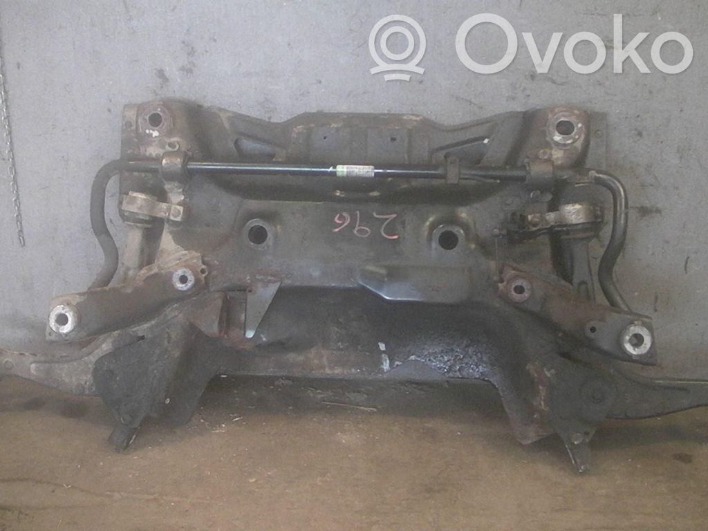 Citroen C5 Priekinis traversas 