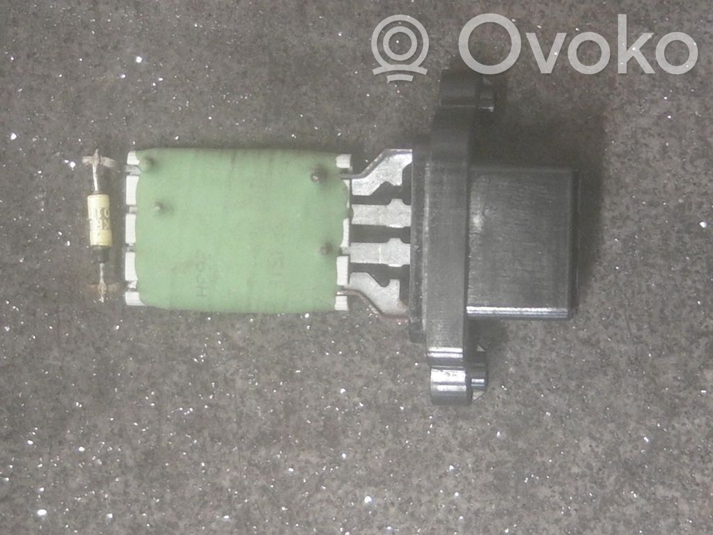 Volkswagen Up Heater blower motor/fan resistor 