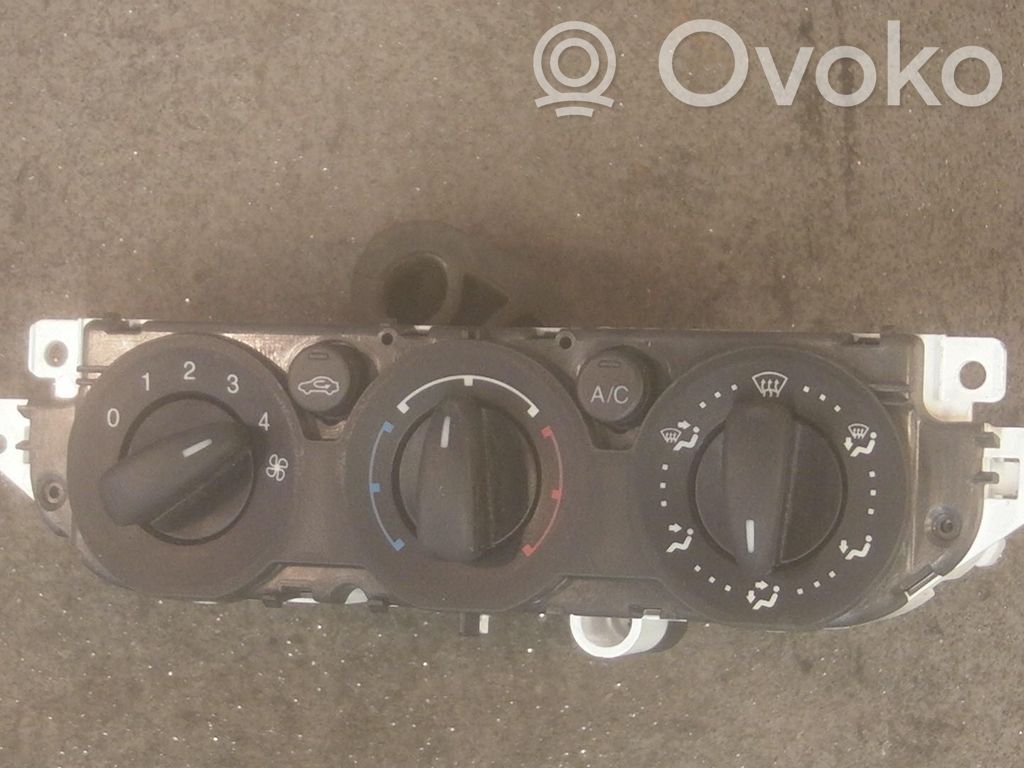 Ford Focus C-MAX Climate control unit 