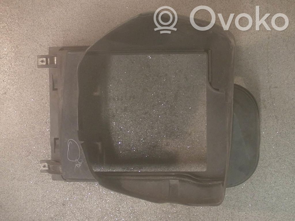 Repuesto del conducto de ventilación   51717180625