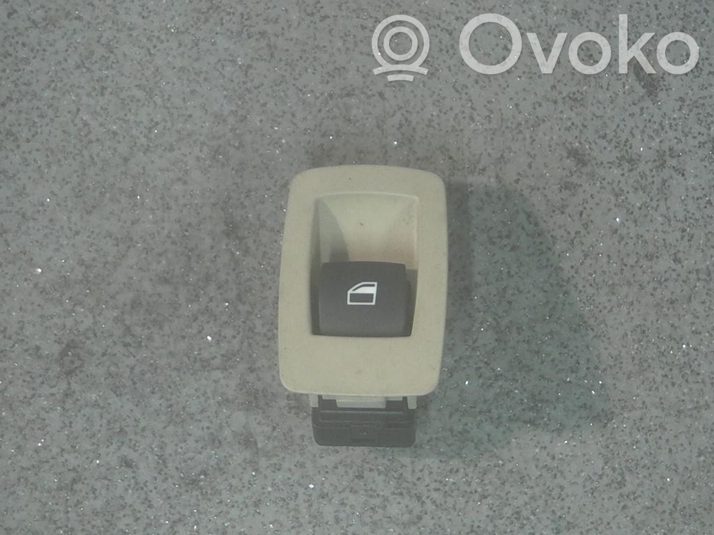Interruptor del elevalunas eléctrico   6945876