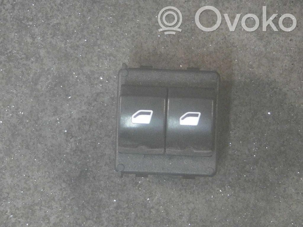 Citroen C4 Cactus Electric window control switch 