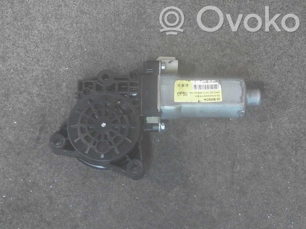 Hyundai i30 Silnik regulatora szyby drzwi przednich 