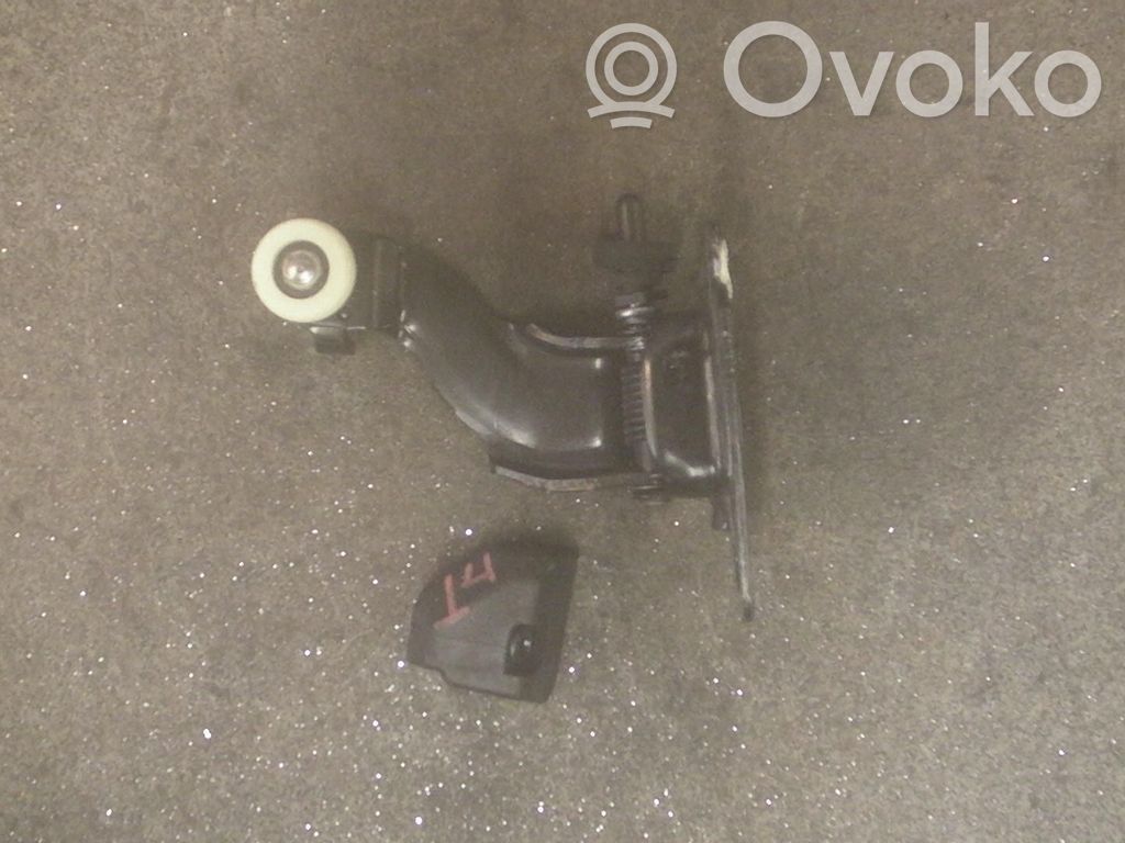 Ford B-MAX Sliding door middle roller runner 