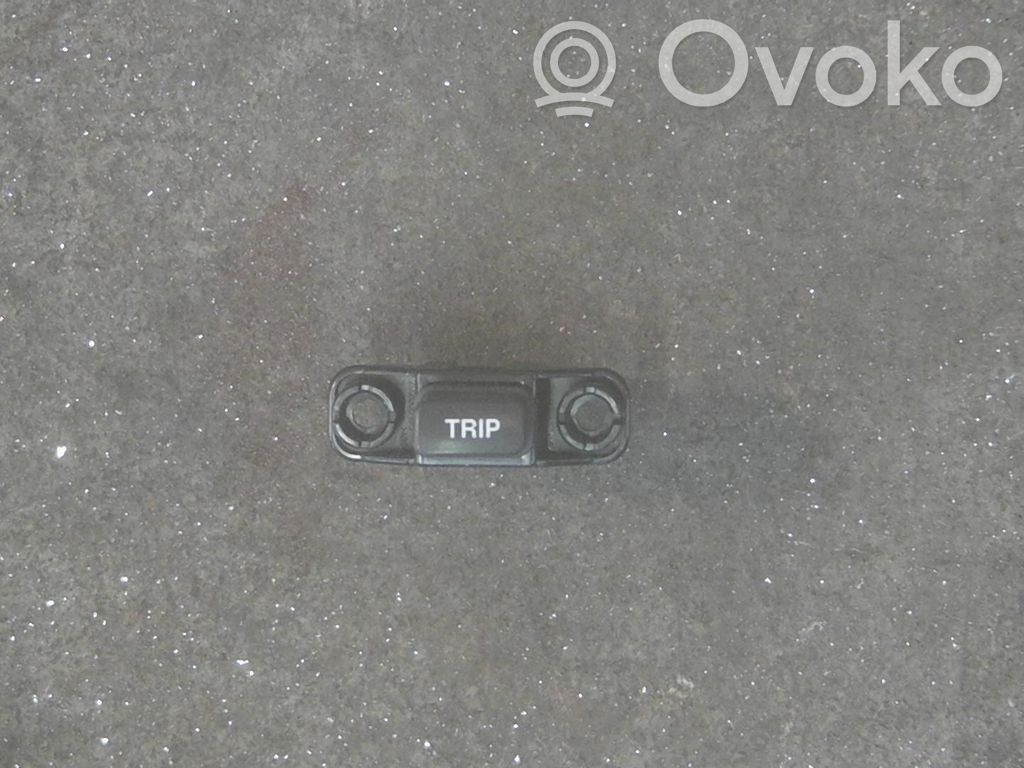 KIA Carens II Light switch 