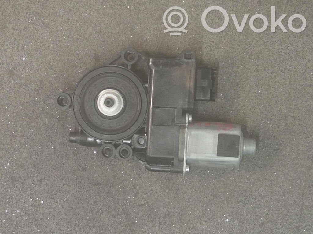 Hyundai i40 Motor macara geam ușă față 