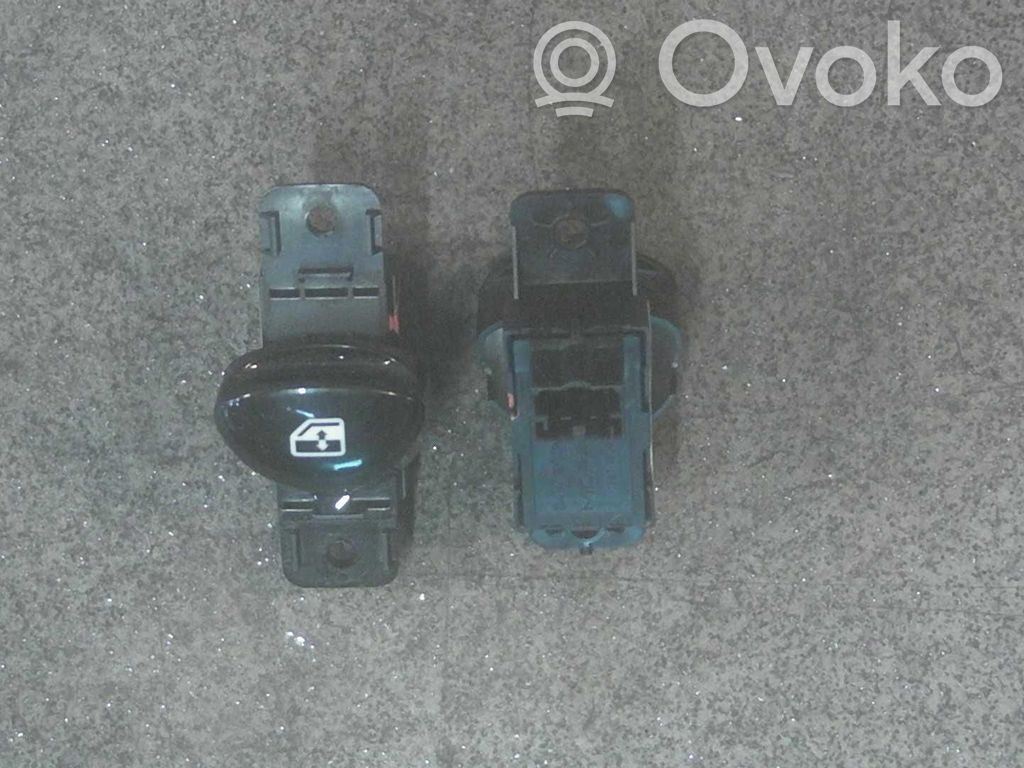 Fiat 500 Interruttore di controllo dell’alzacristalli elettrico 