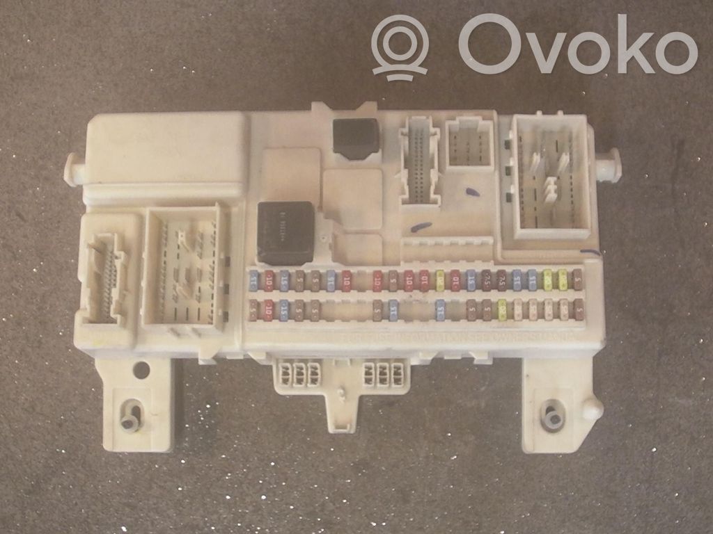 Volvo C30 Fuse module 