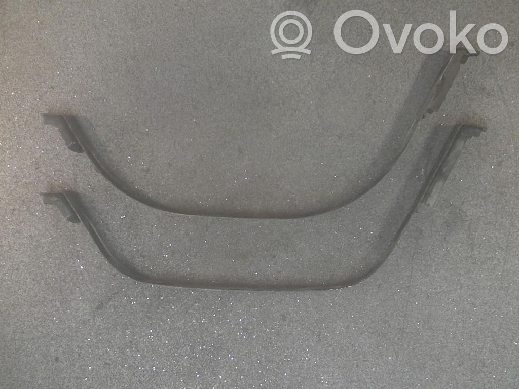 Nissan Micra Sangle de réservoir de carburant