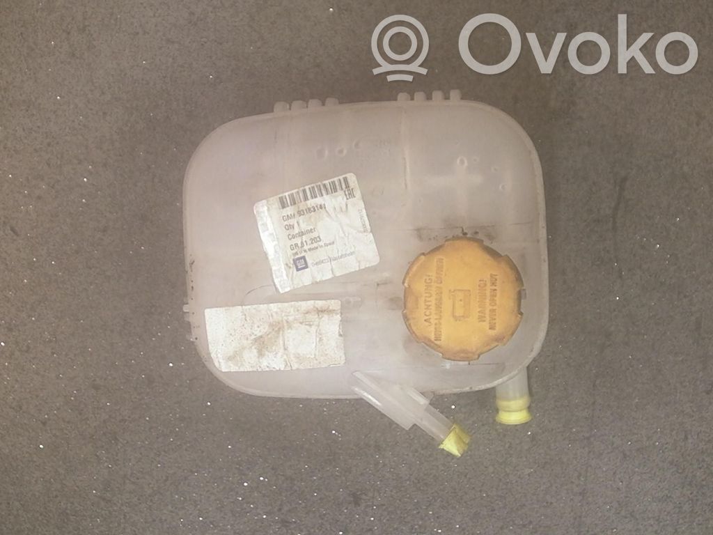Opel Zafira B Dzesēšanas šķidruma izplešanās tvertne 