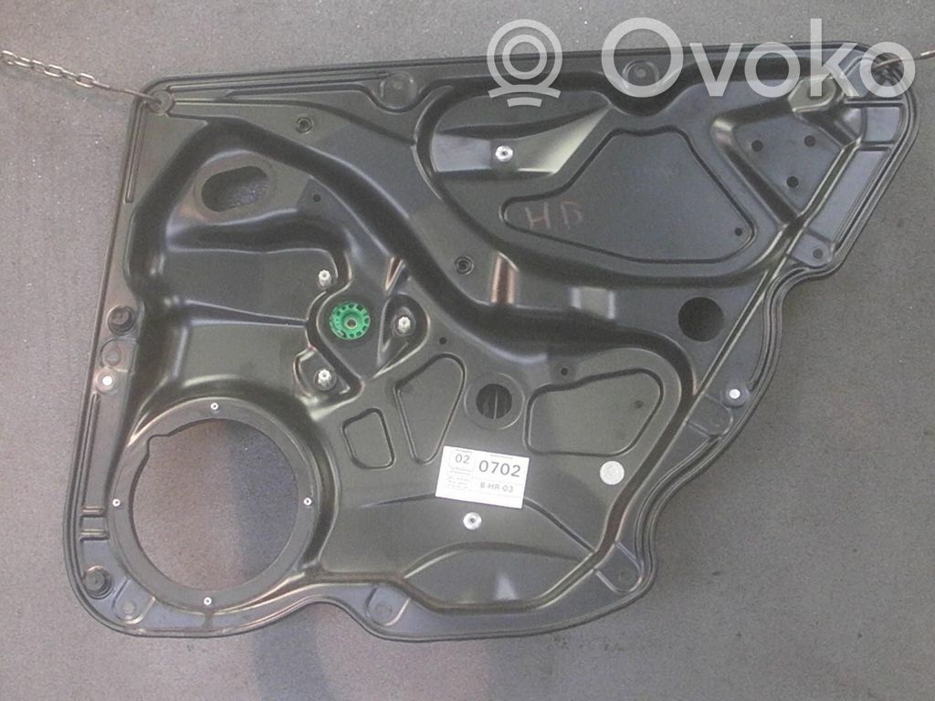 Volkswagen PASSAT B6 Macara ușă față cu motor 