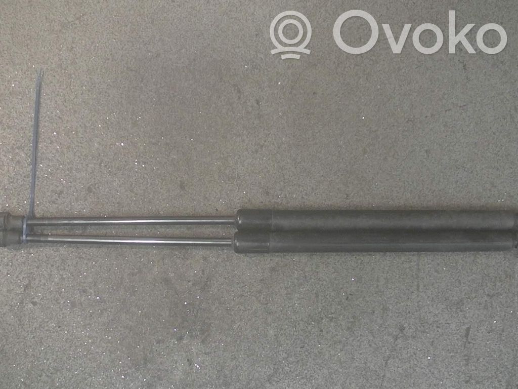 Audi A3 S3 8P Vérin de capot arrière