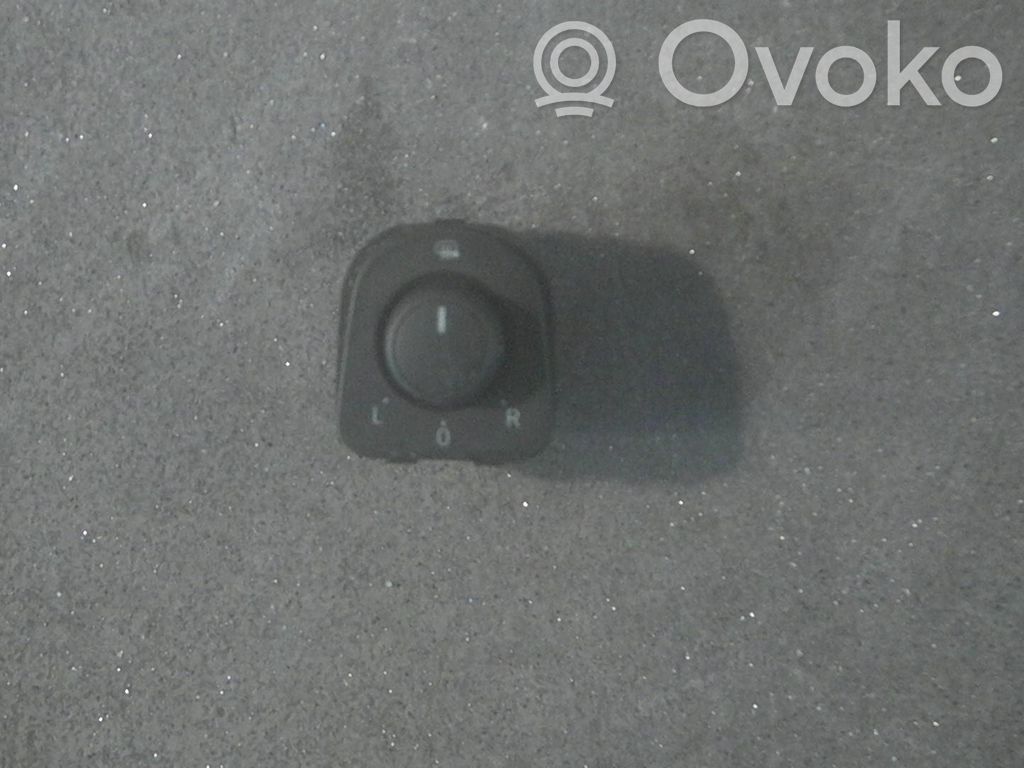 Seat Leon (5F) Other devices 