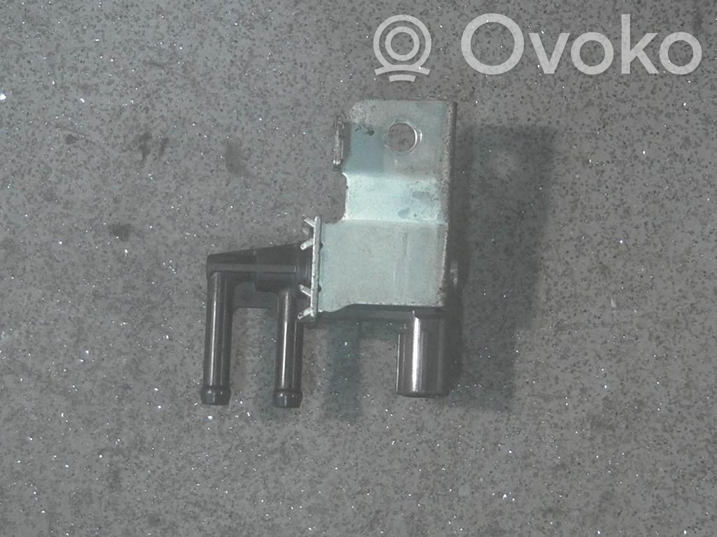 Suzuki Alto Válvula de vacío 