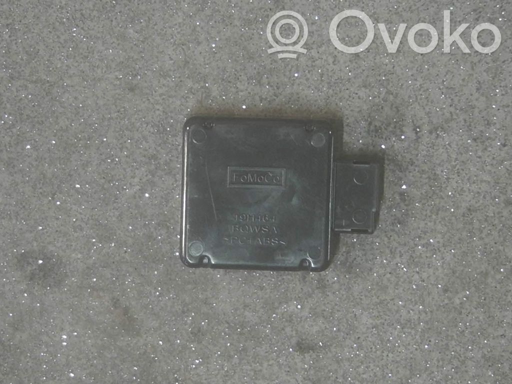 Radio / CD-Player / DVD-Player / Navigation   DE8T19H463DC