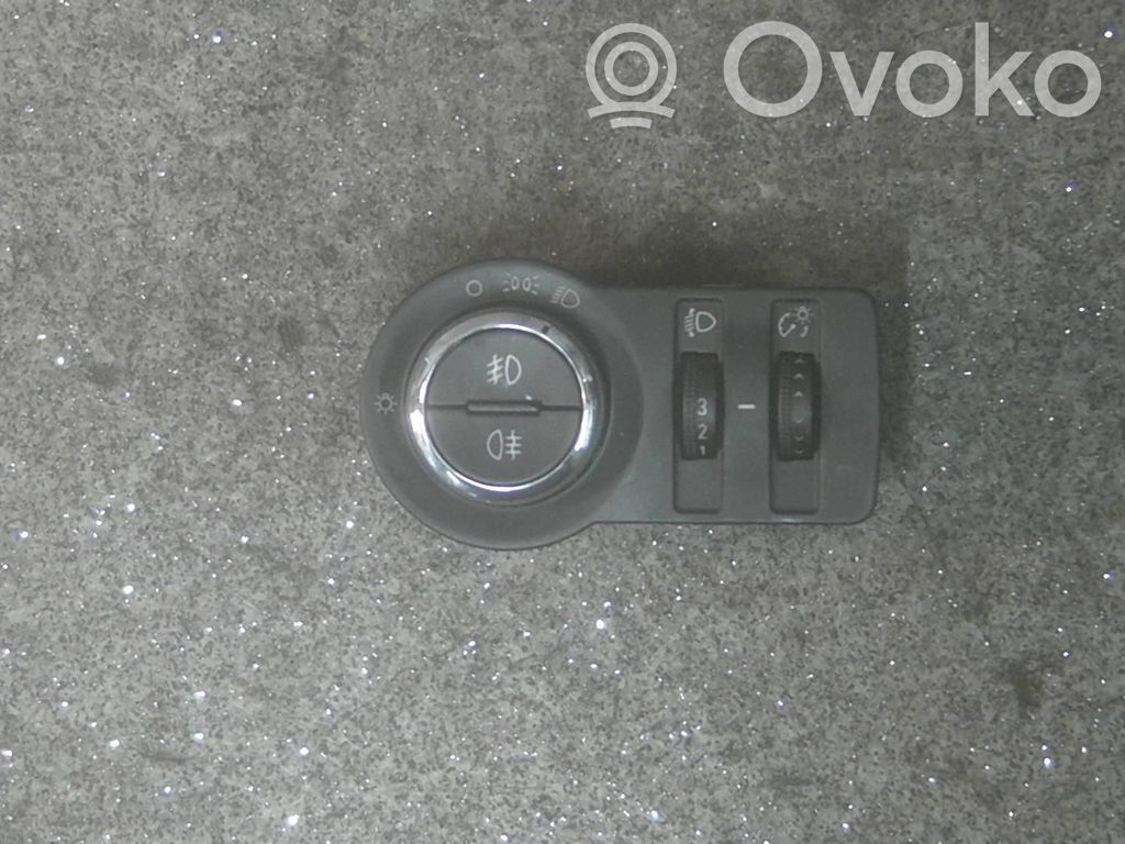 Chevrolet Cruze Light switch 
