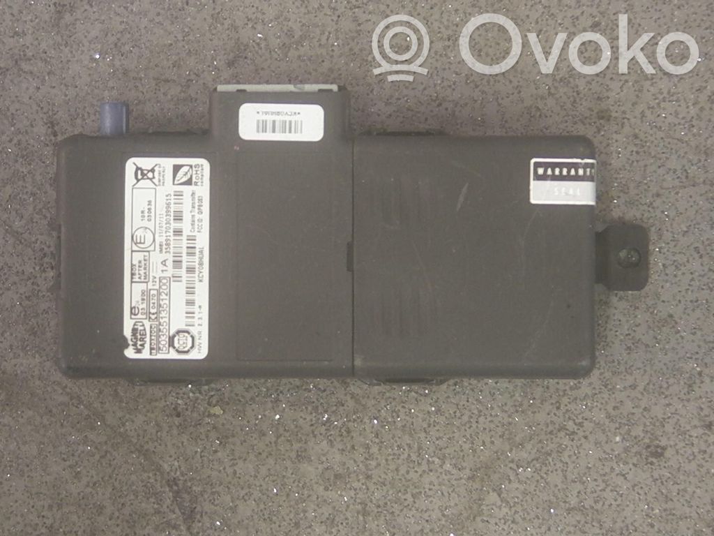 Panel / Radioodtwarzacz CD/DVD/GPS