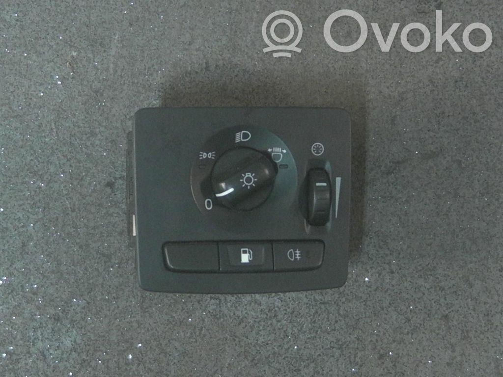 Light switch   30772411