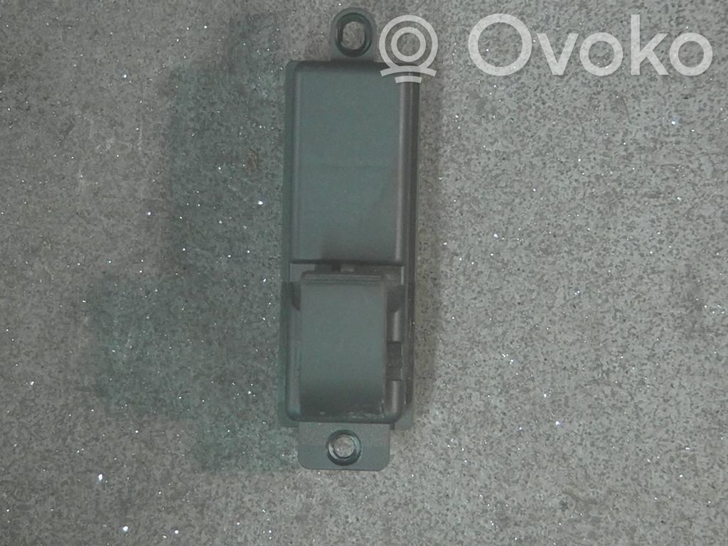 Interruptor del elevalunas eléctrico   D65166370