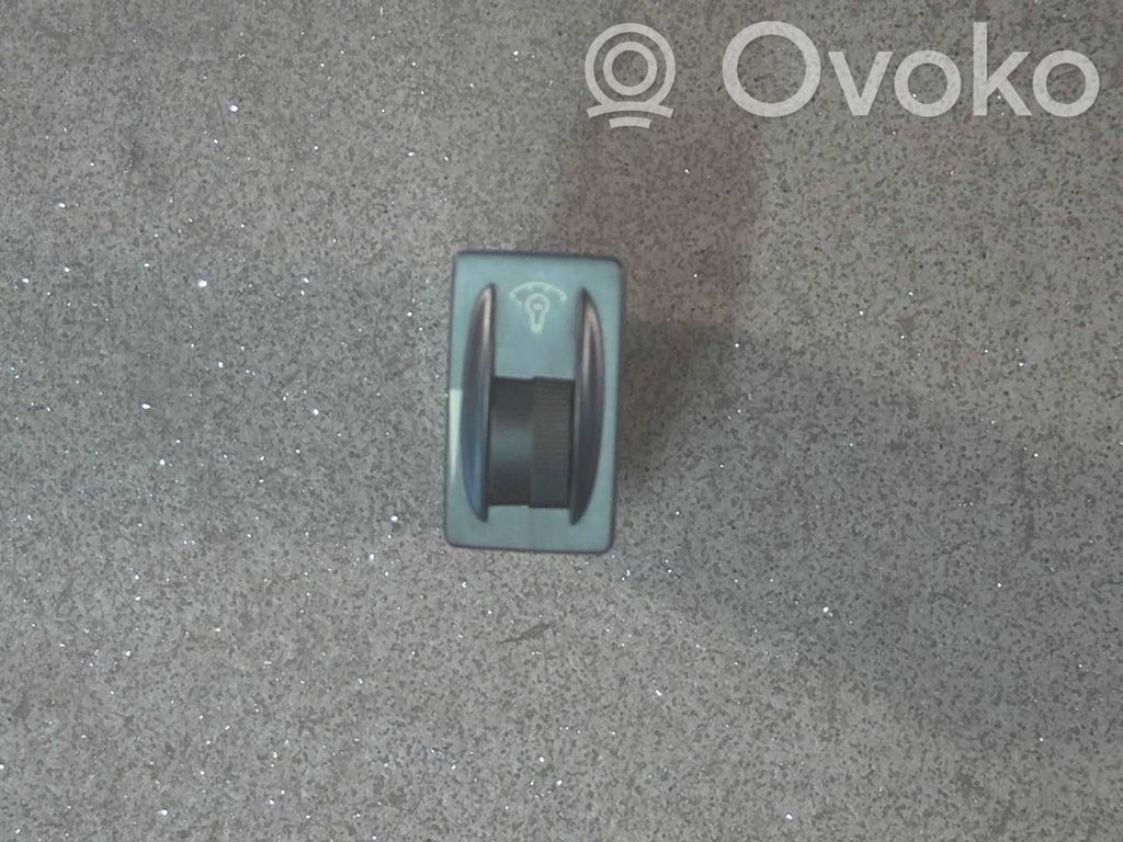 Muut kytkimet/nupit/vaihtimet