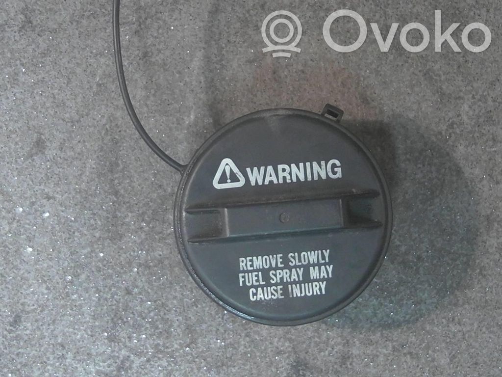 Suzuki Swift I Tubo e bocchettone per riempimento serbatoio del carburante