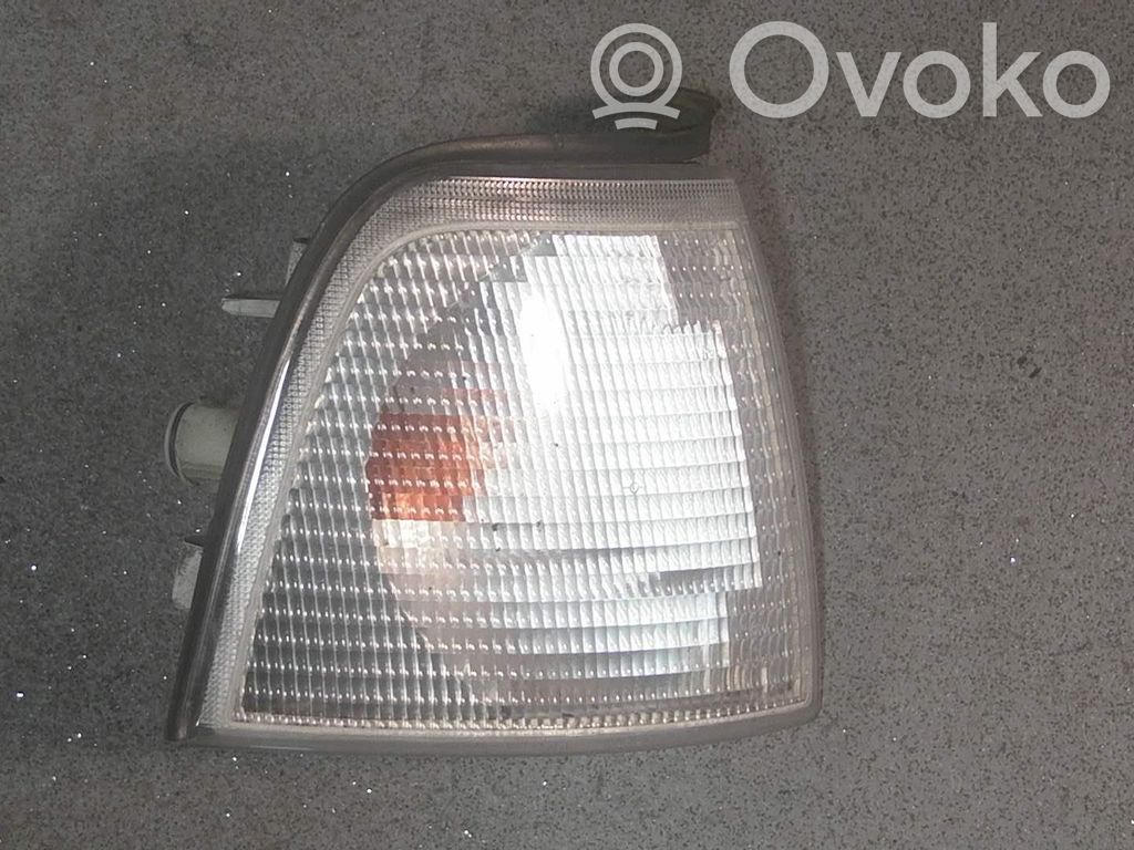 Audi Cabriolet B3 8G Priekšējais pagrieziena lukturis 