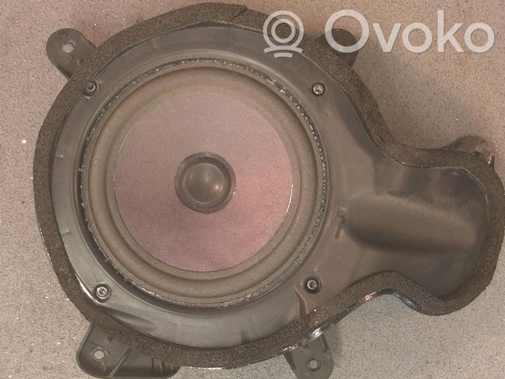Volvo S60 Front door speaker 