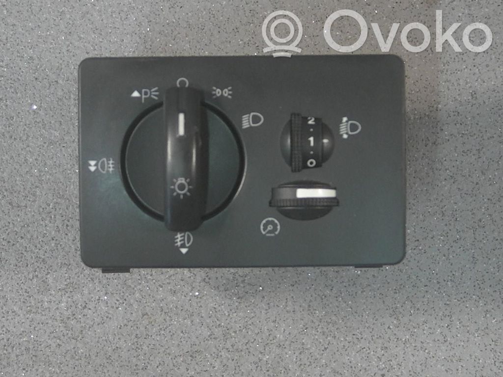 Ford Focus C-MAX Light switch 